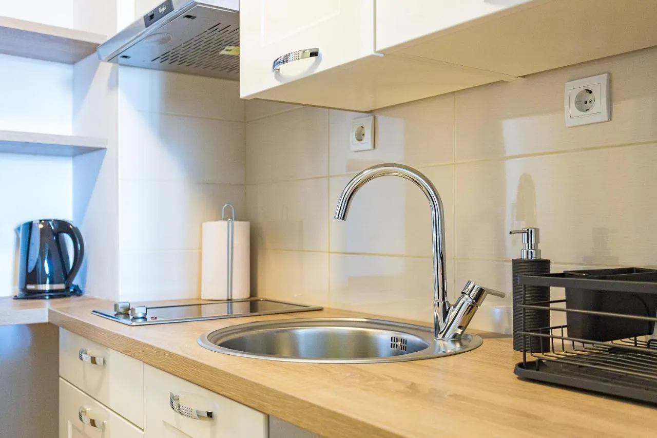 Apartments And Rooms Alenka2 Banjole